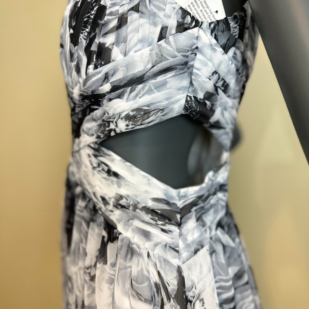 AIDAN by AIDAN MATTOX FLORAL DOUBLE V GOWN - Picture 6 of 11